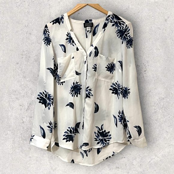 Simply Styled Tops - Simply Styled Women's Top Button Down Floral Long Sleeve Size L Blouse Pockets